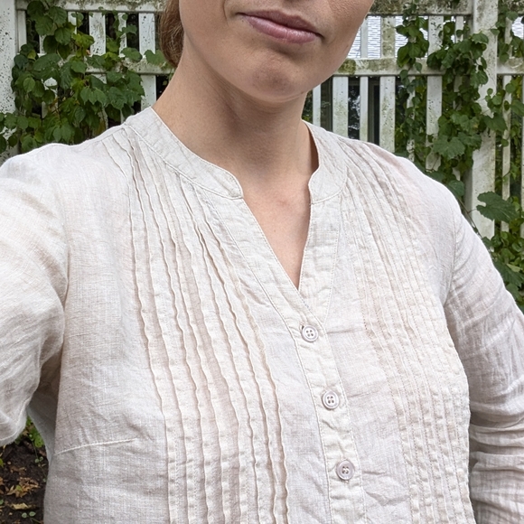 Linen Blouse - Picture 7 of 10